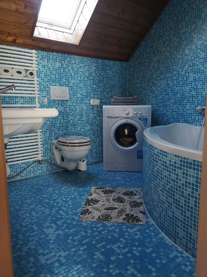 Szigeti Apartmanhaz ペーチ エクステリア 写真