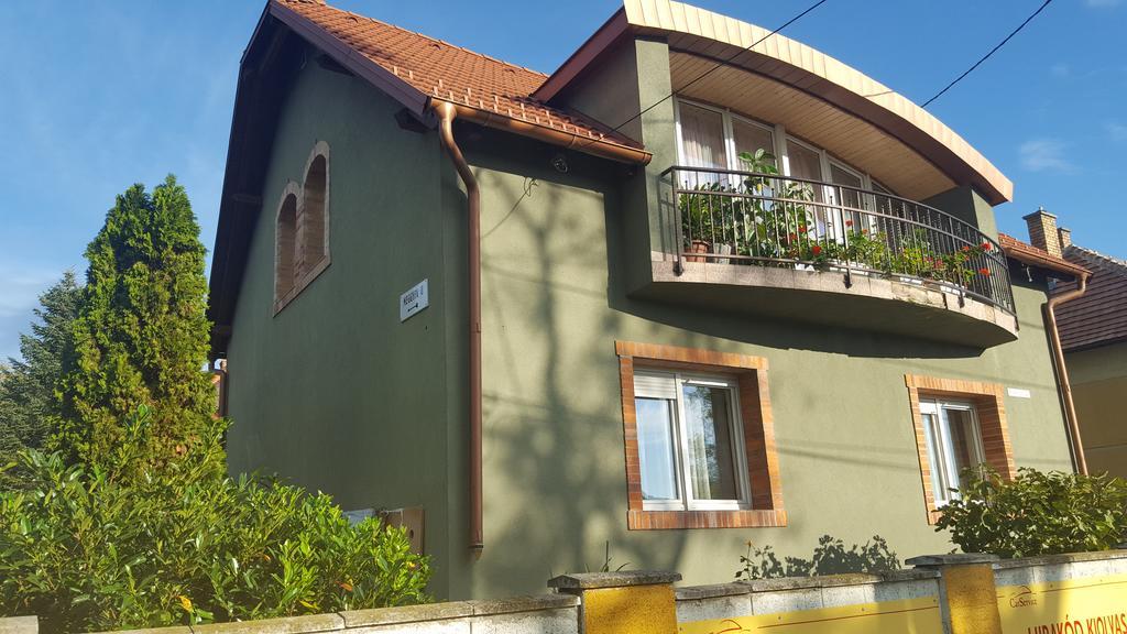 Szigeti Apartmanhaz ペーチ エクステリア 写真